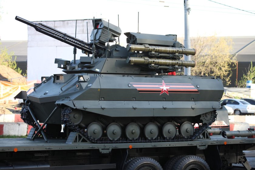 Боевой робот Уран-9