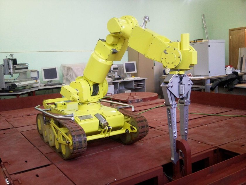 Мобильный робототехнический комплекс МРК-25