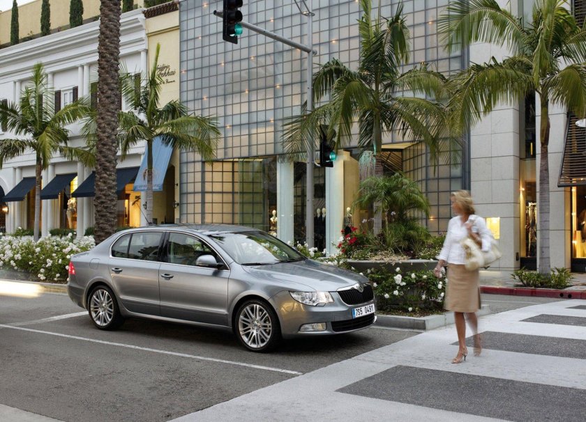 Шкода Суперб 2012