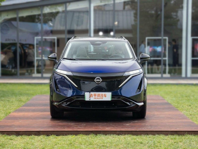 Ниссан Ария