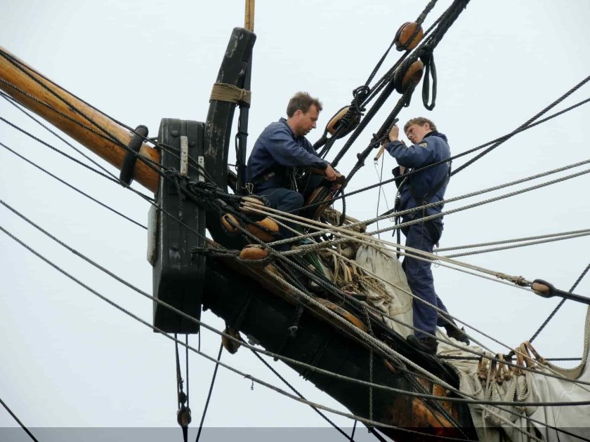 Корабельная мачта