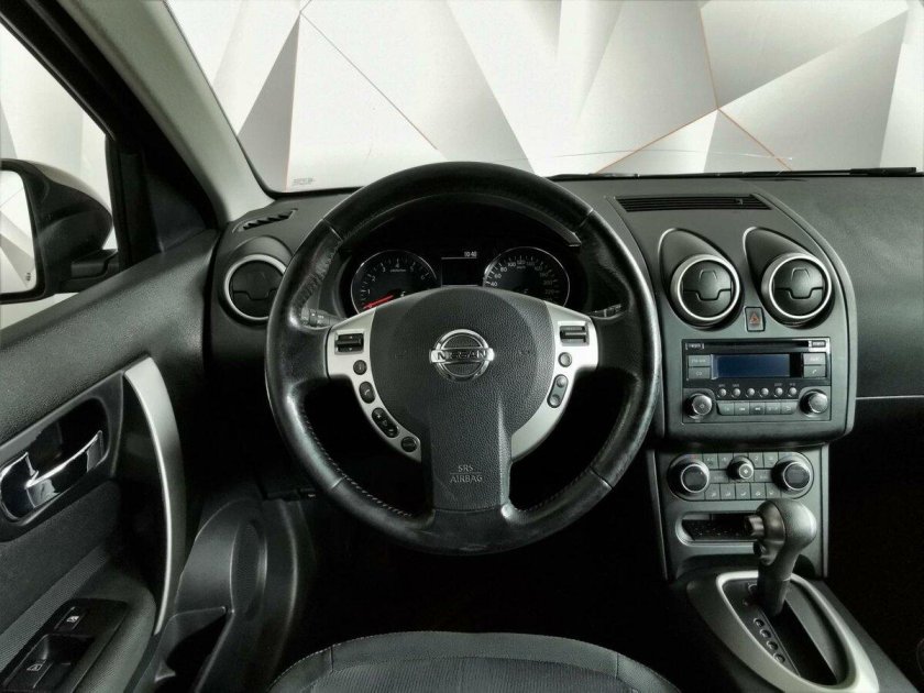 Nissan Qashqai 2013 салон