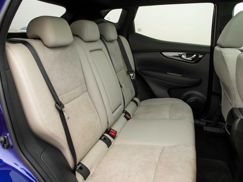 Ниссан Кашкай салон задние сиденья