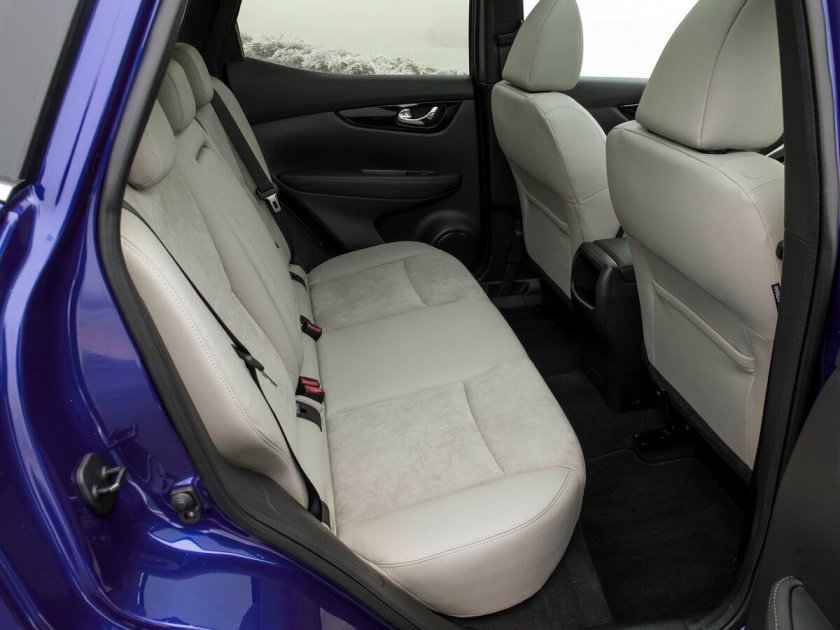 Nissan Qashqai белый салон