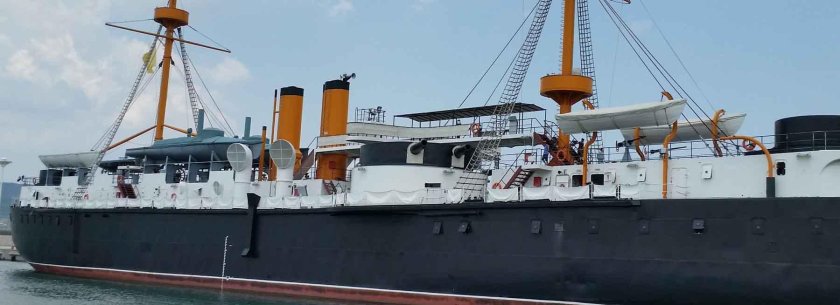 Динъюань броненосец реплика