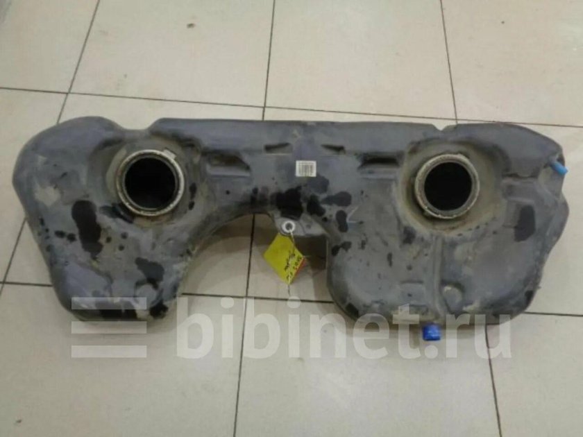 Бак БМВ е90 2.0