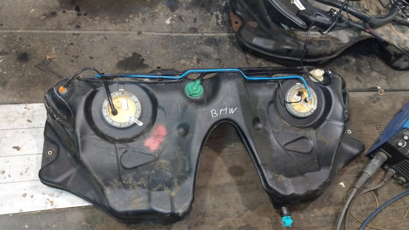 Бензобак е36