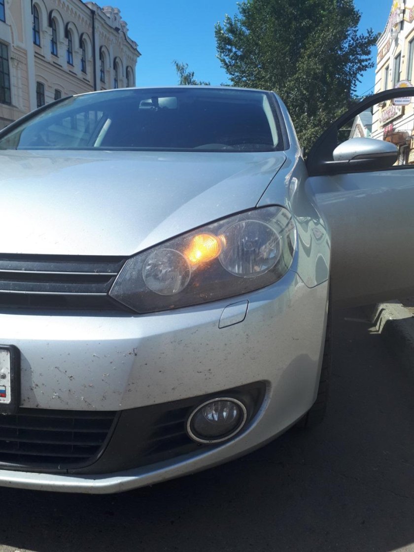 Гольф 6 оранжевые габариты