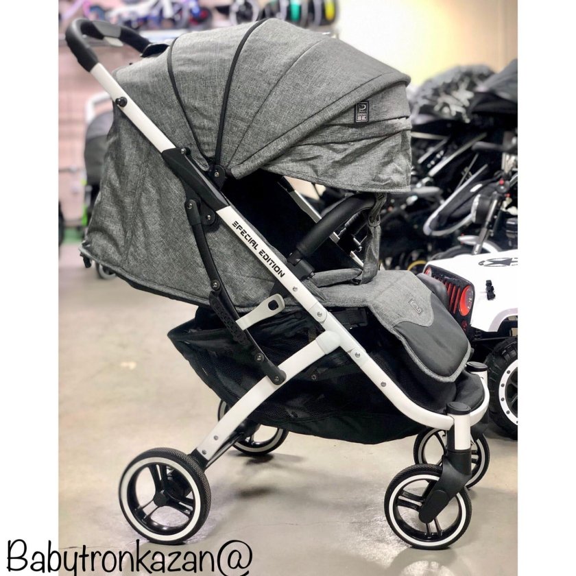 Прогулочная коляска babalo