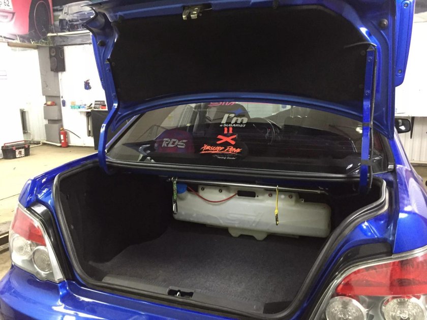 Subaru Impreza GD багажник