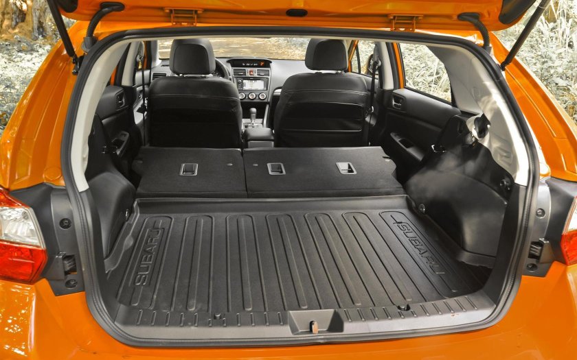 Субару XV 2012 багажник