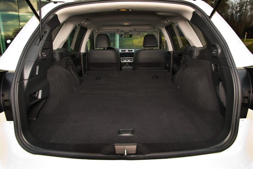 Аутбек 3 багажник