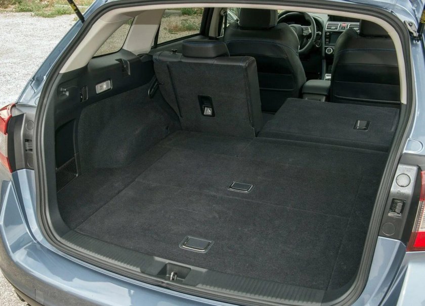 Subaru Levorg багажник