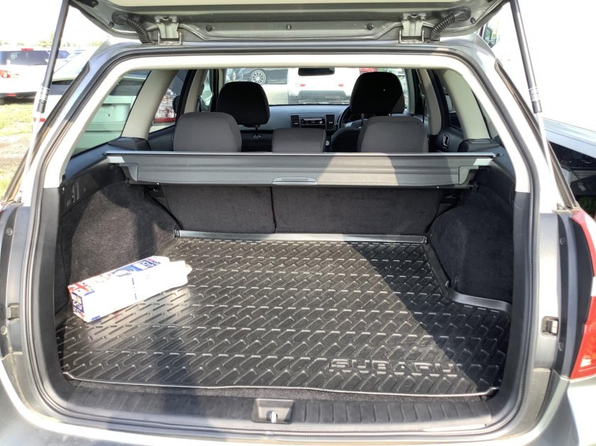 Субару Аутбек багажник