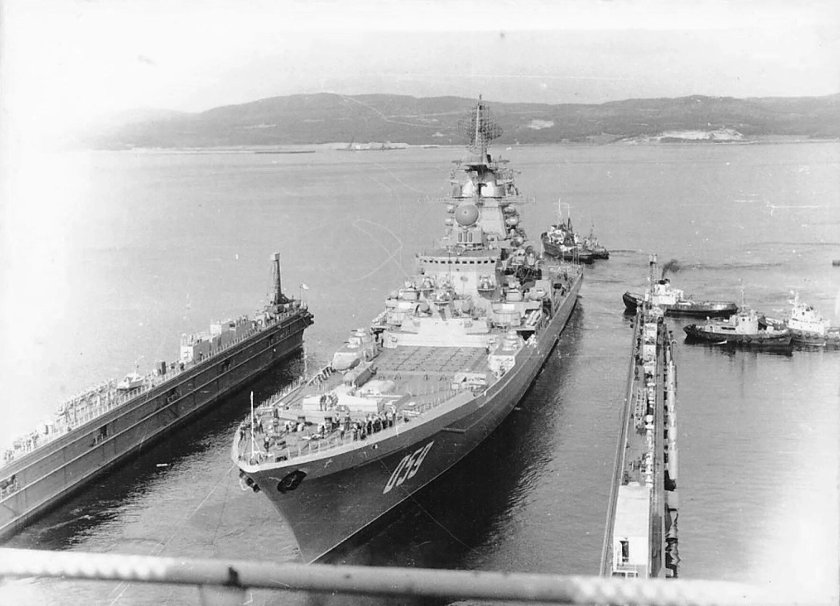 Крейсер Адмирал Нахимов