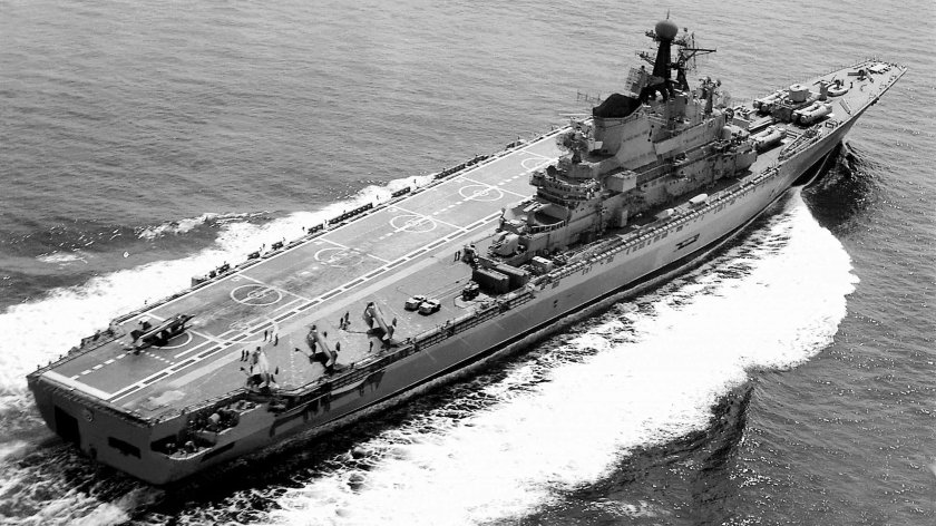 Новороссийск авианесущий крейсер