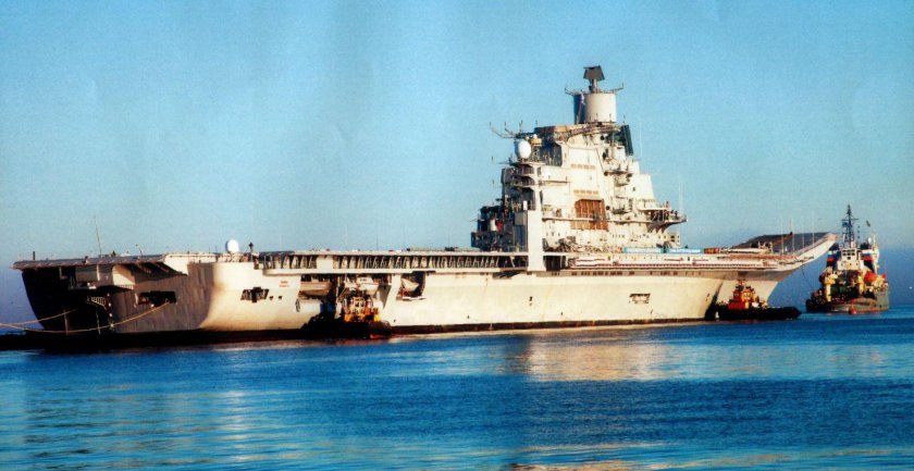 Викрамадитья авианосец