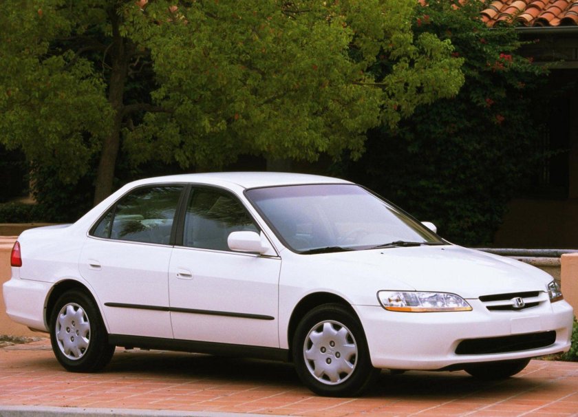 Honda Accord седан 1998