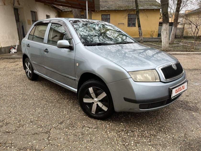 Шкода фабия 2003 года 1.4