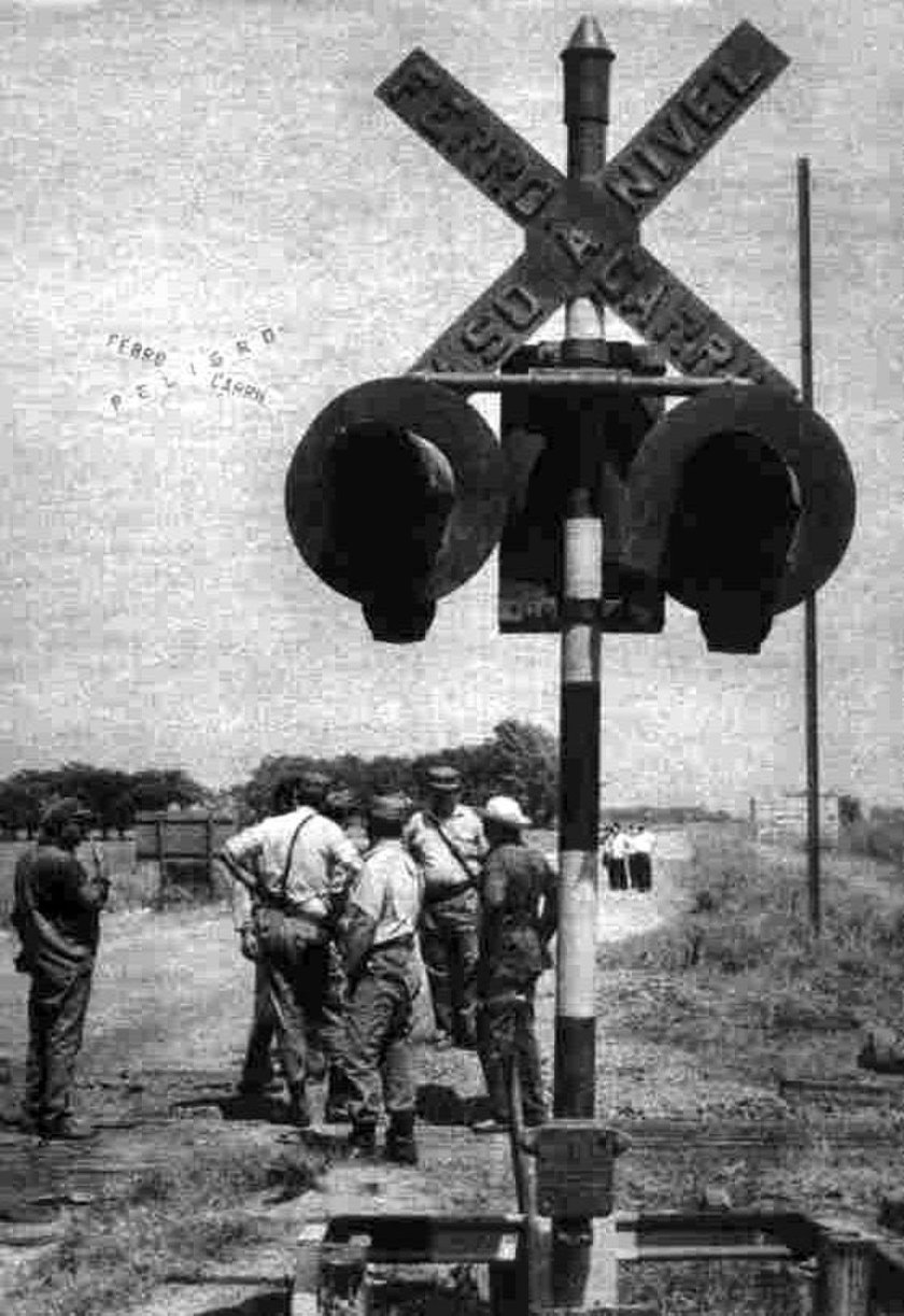 Железнодорожный переезд