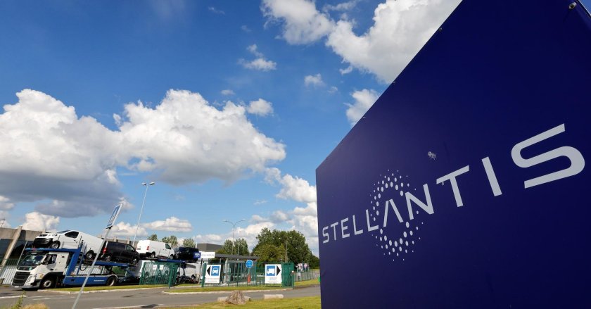 Stellantis компания