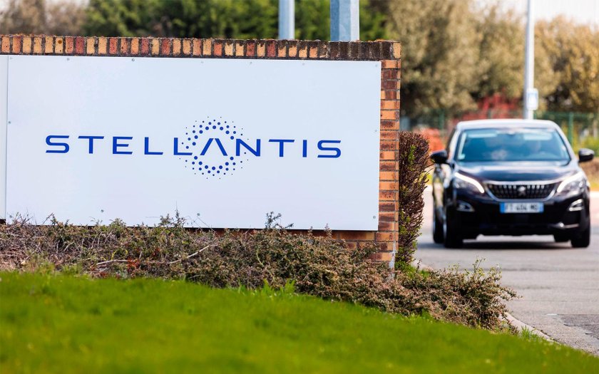 Пежо Ситроен билборд