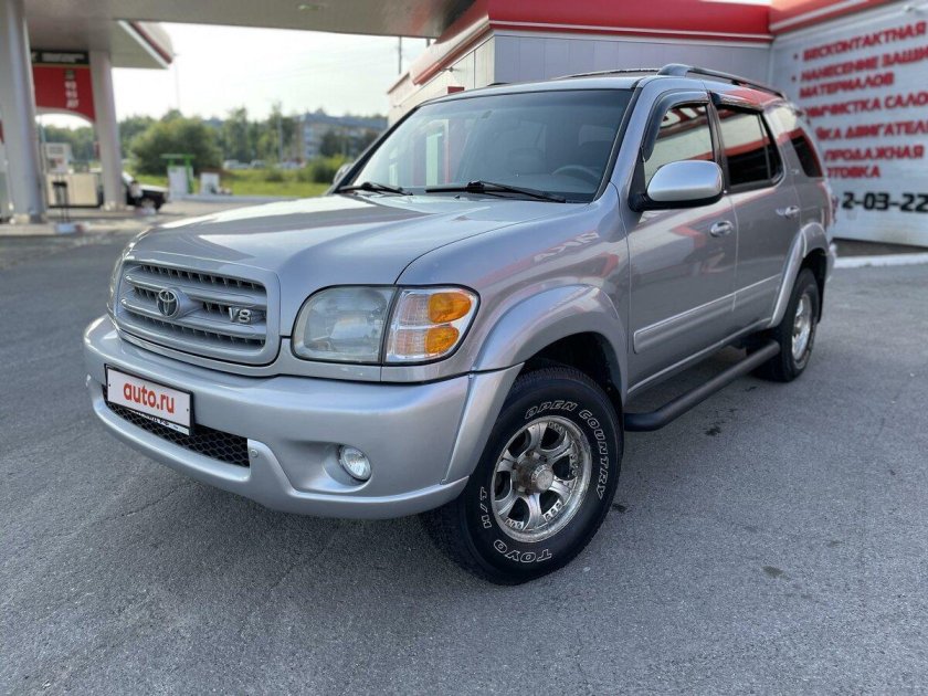 Toyota sequoia 2005