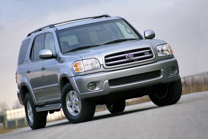 Тойота Секвойя 2004