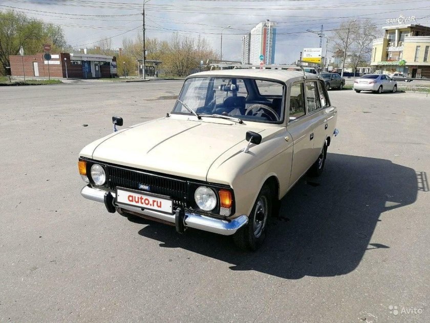 ИЖ Комби 21251 белый