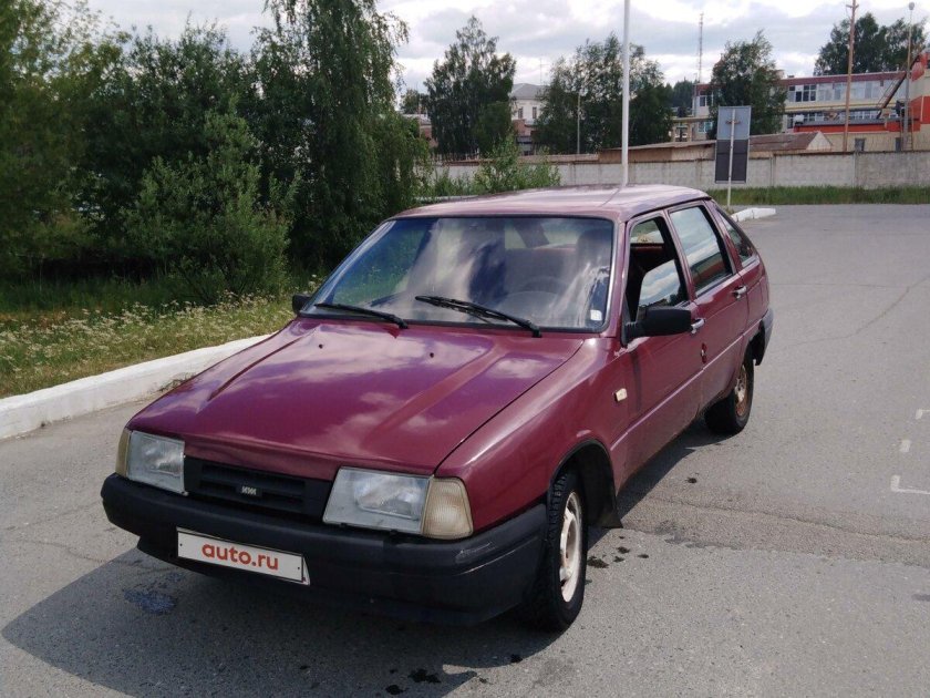 ИЖ Ода бордовая