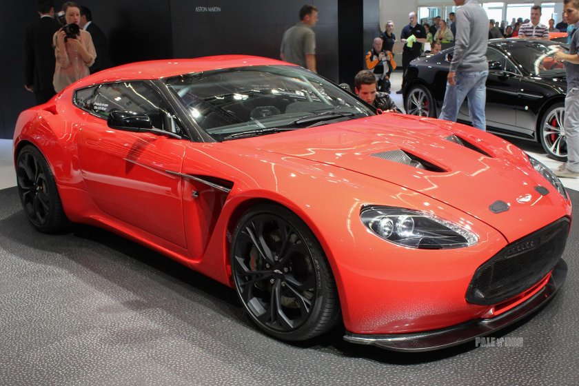 Aston Martin v12 Zagato