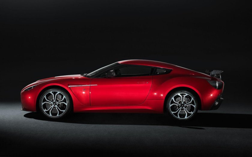 Aston Martin v12 Zagato