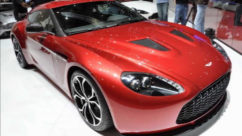 Aston Martin v12 Zagato