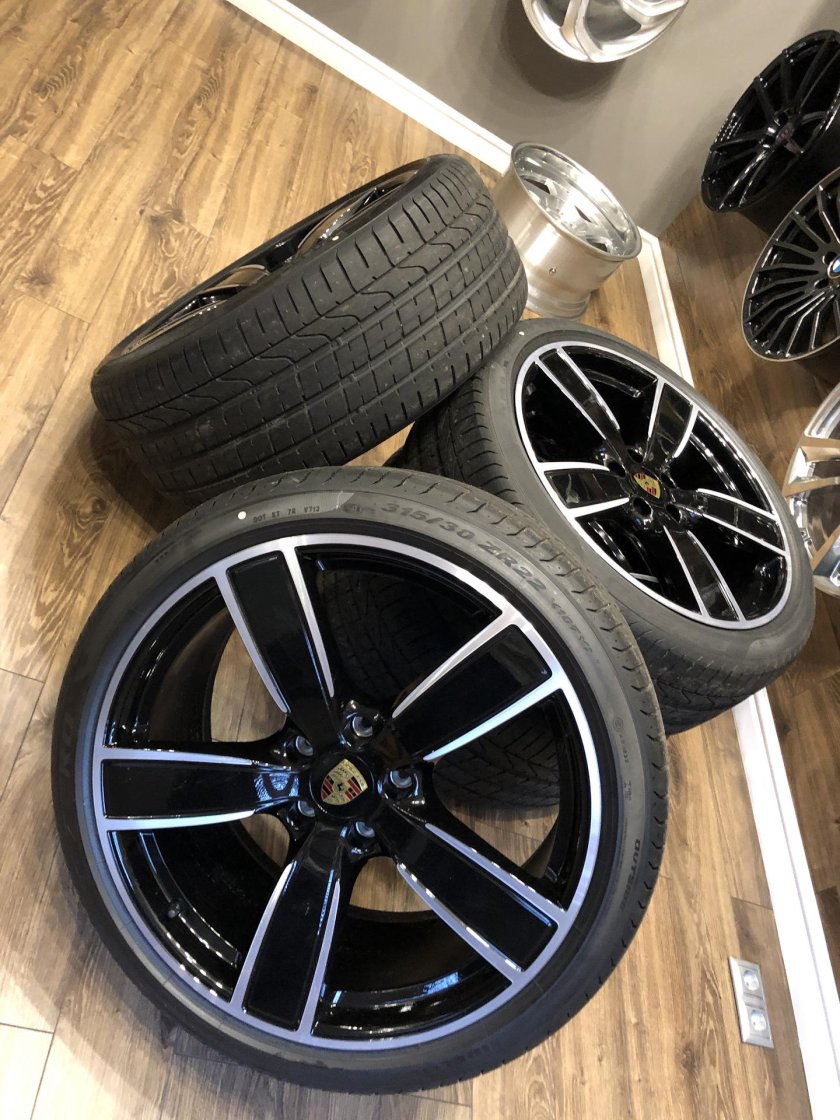 Диски Porsche Cayenne r22