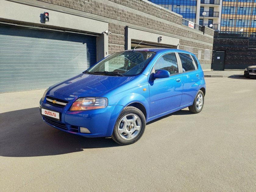 Chevrolet Aveo хэтчбек 2005