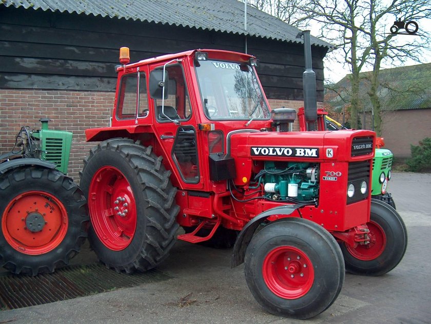 Volvo BM-700