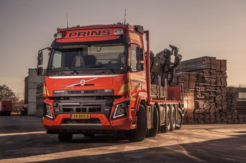 Вольво FMX 10x4