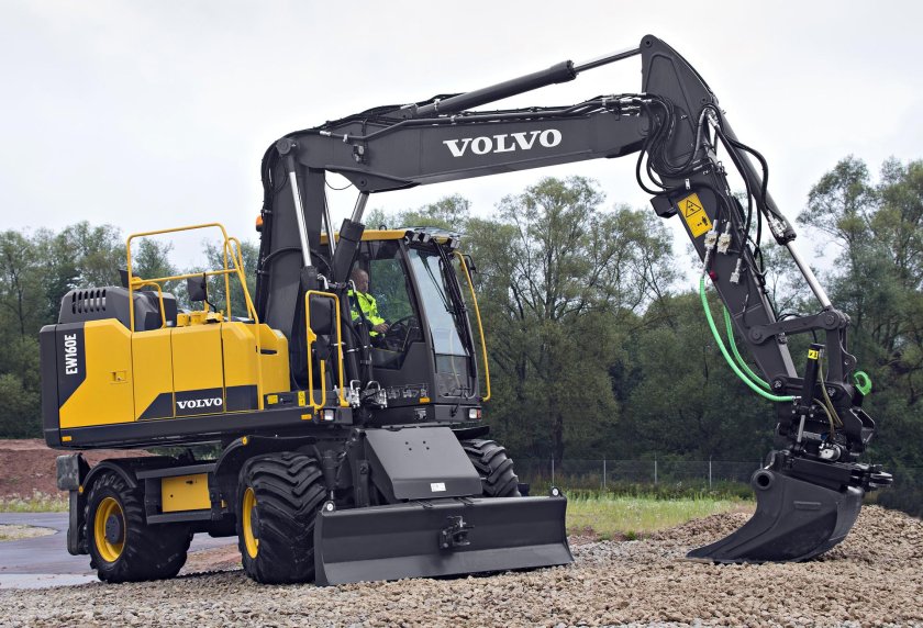 Колесный экскаватор Вольво 160 EW