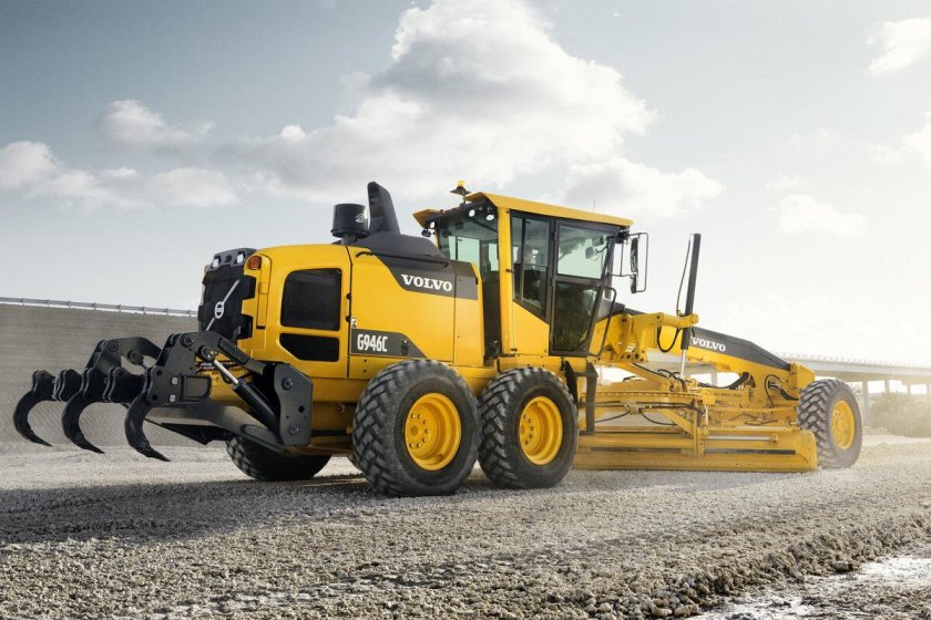 Грейдер Вольво g946