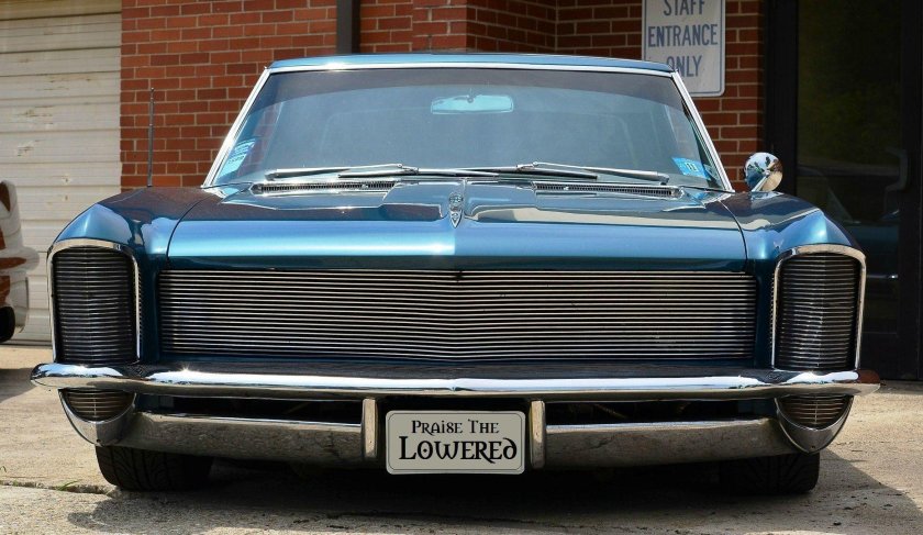 Buick Riviera 1965 фары