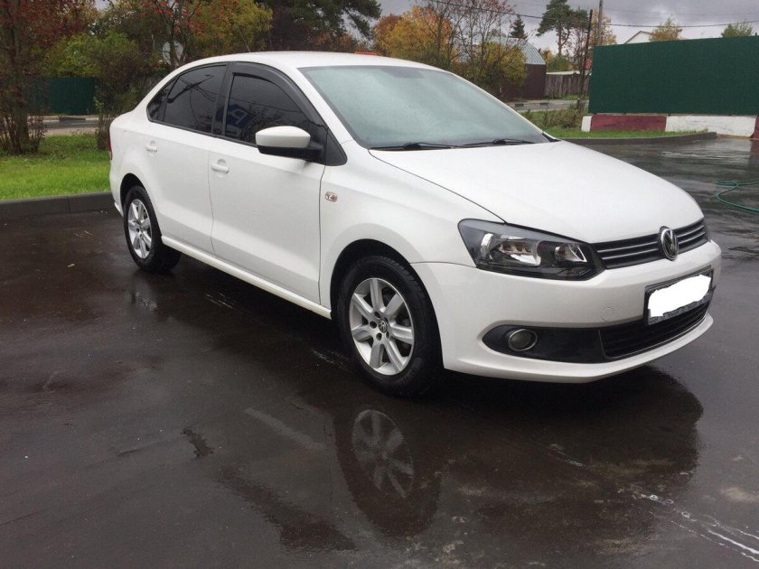 Volkswagen Polo sedan 2012