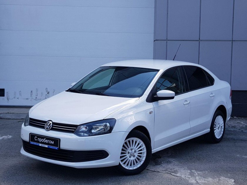 Volkswagen Polo 2013 белый