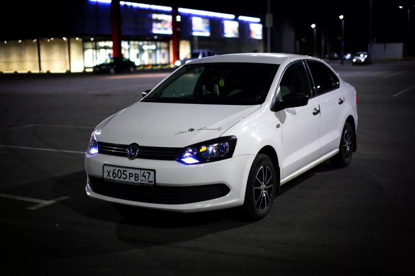 Volkswagen Polo sedan