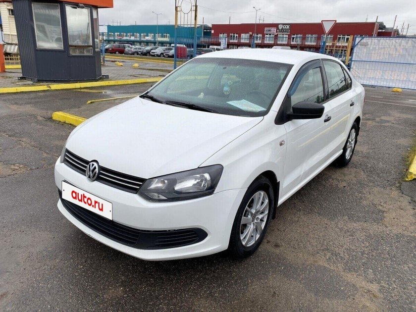 Volkswagen Polo 2012 белый
