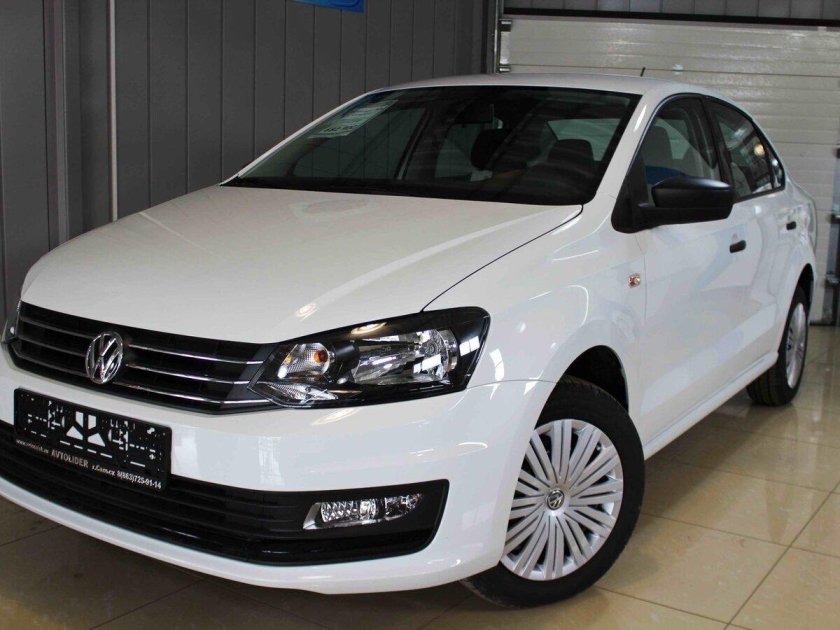 Фольксваген поло 2018 белый