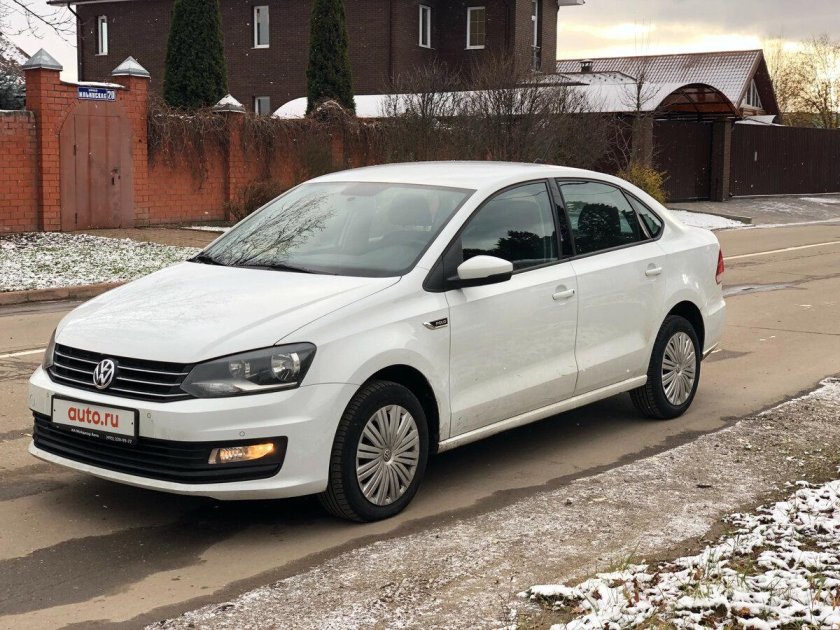Volkswagen Polo 2017 белый