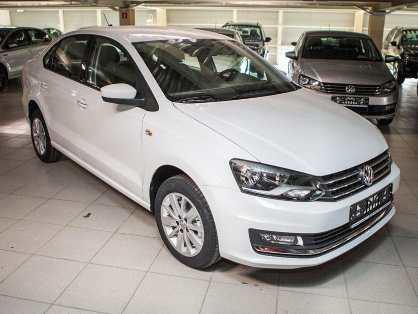 Фольксваген поло новый белый