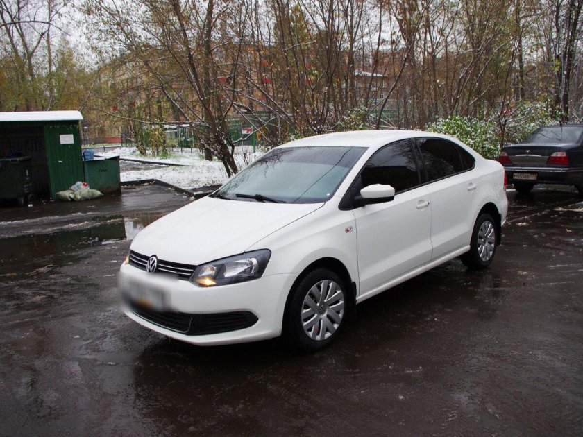 Фольксваген поло 2014 белый