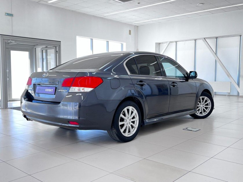 Субару легаси седан 2012