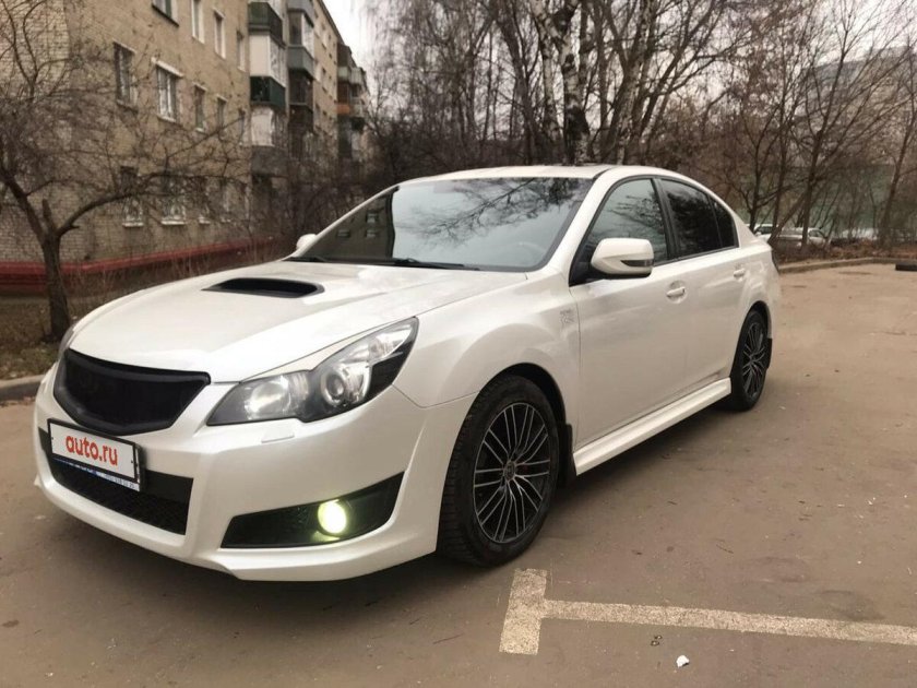 Subaru Legacy 2011